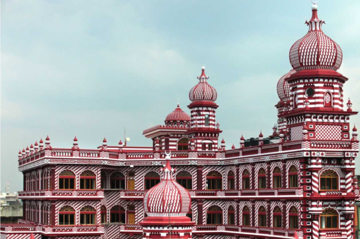 Red Musjid Colombo-Jami Ul-Alfar Mosque